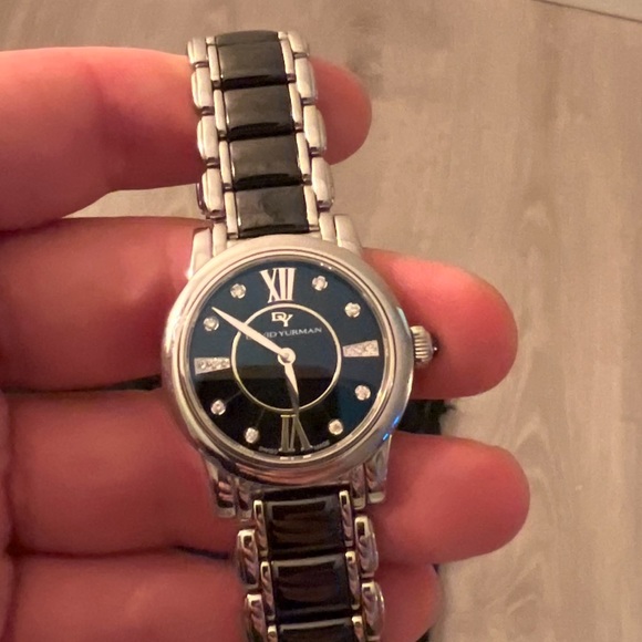Perfect condition David Yurman watch! - Picture 5 of 6